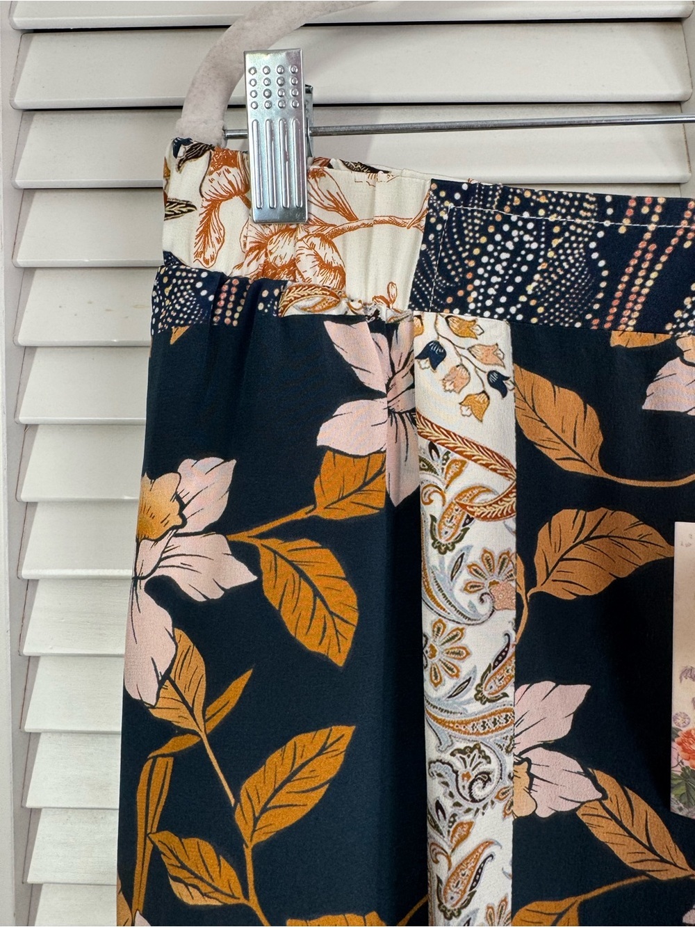 Johnny Was Jade Polaris Silk Easy Pant Wide Leg Patchwork Print Floaty Large NWT - Picture 4 of 9